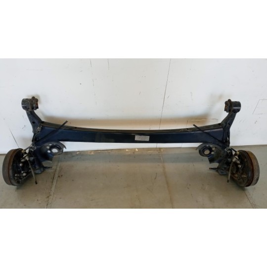 ASSALE POSTERIORE TOYOTA Yaris 2003>2005 usato