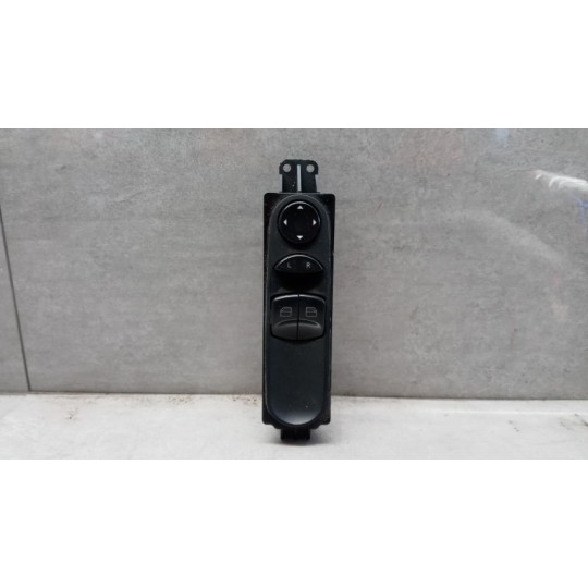 INTERRUTTORI E PULSANTI ALZAVETRI MERCEDES-BENZ van Sprinter 2013>2018 usato