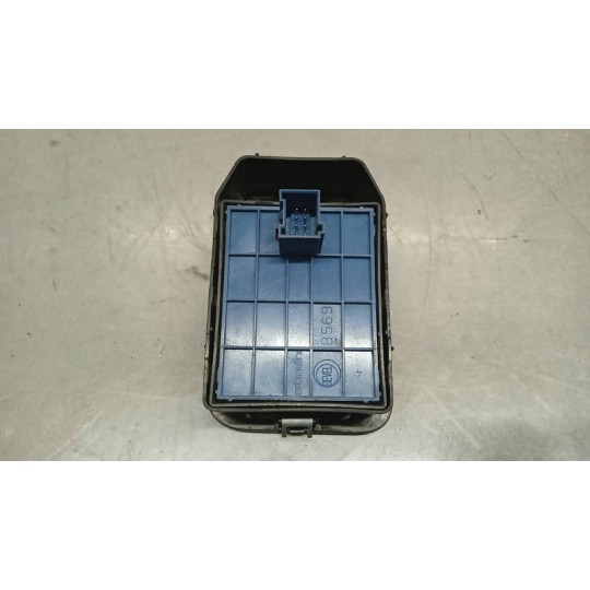 INTERRUTTORI E PULSANTI ALZAVETRI FIAT Qubo 2008>2014 usato