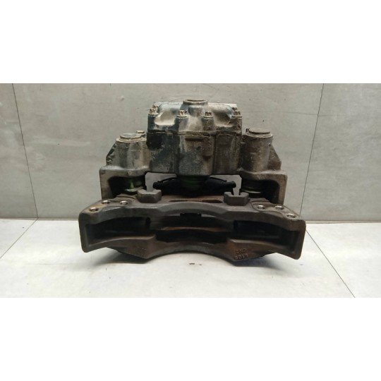 PINZA ANTERIORE DESTRA IVECO EUROCARGO 2005>2008 usato