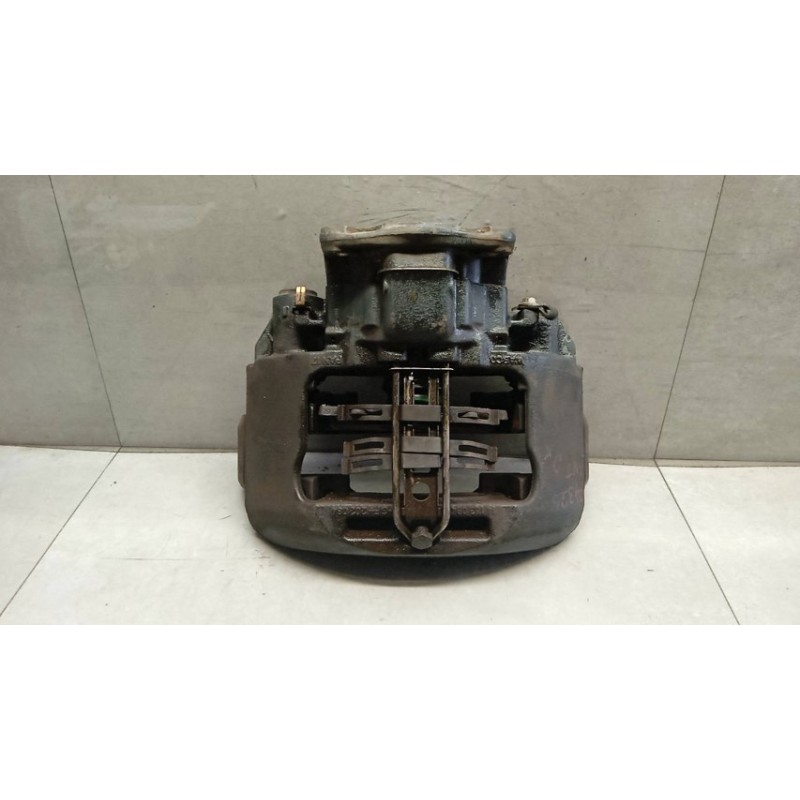 IVECO PINZA ANTERIORE DESTRA IVECO EUROCARGO 2005>2008 usato