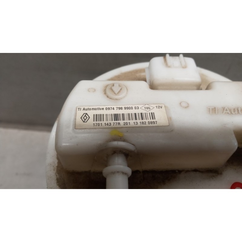 RENAULT POMPA SERBATOIO RENAULT Captur 2013>2017 usato