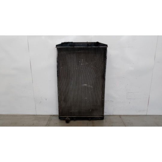 RADIATORE ACQUA IVECO Stralis 2013> usato