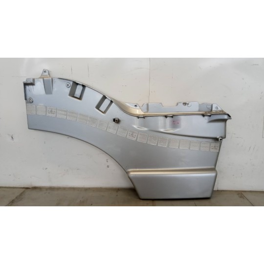 SOTTOPORTA ANT.DX IVECO Stralis 2013> usato