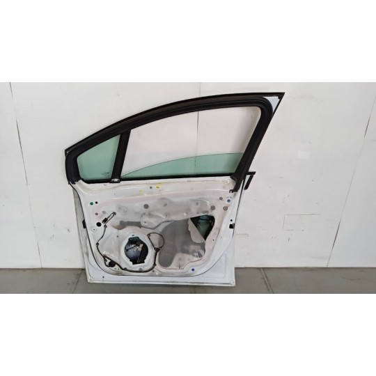 PORTA ANTERIORE DESTRA OPEL Meriva B 2010>2014 usato