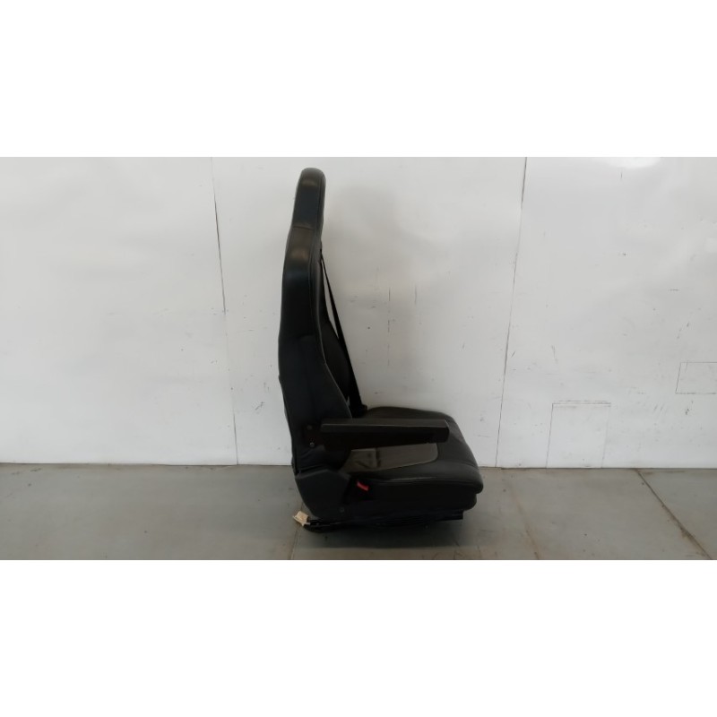 IVECO SEDILI ANTERIORI IVECO Stralis 2007>2013 usato