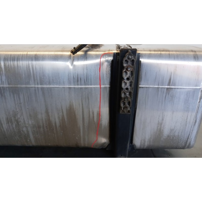 IVECO SERBATOIO CARBURANTE IVECO Stralis 2007>2013 usato