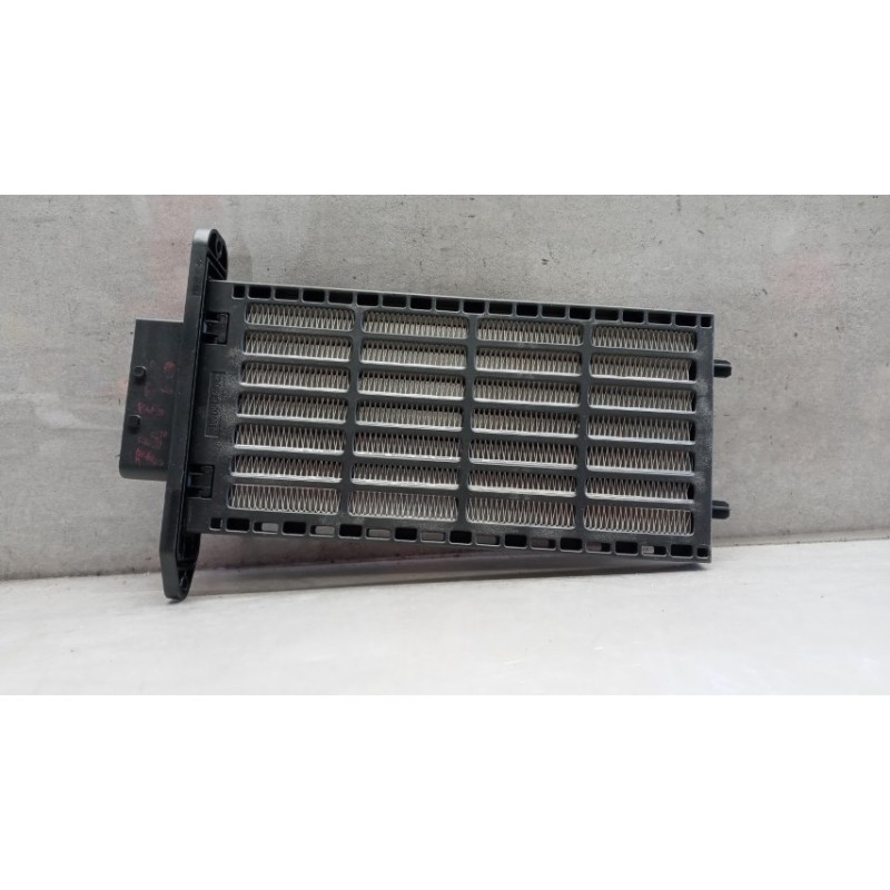 RENAULT RADIATORE RISCALDAMENTO INTERNO RENAULT Captur 2013>2017 usato