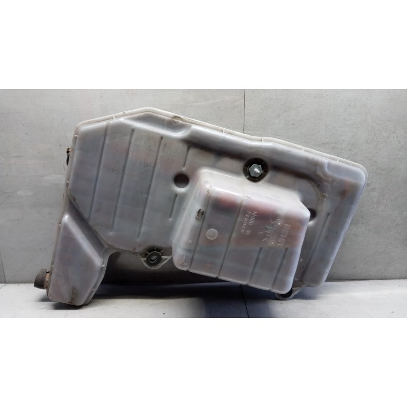 IVECO VASCHETTA ACQUA RADIATORE MOTORE IVECO Stralis 2007>2013 usato