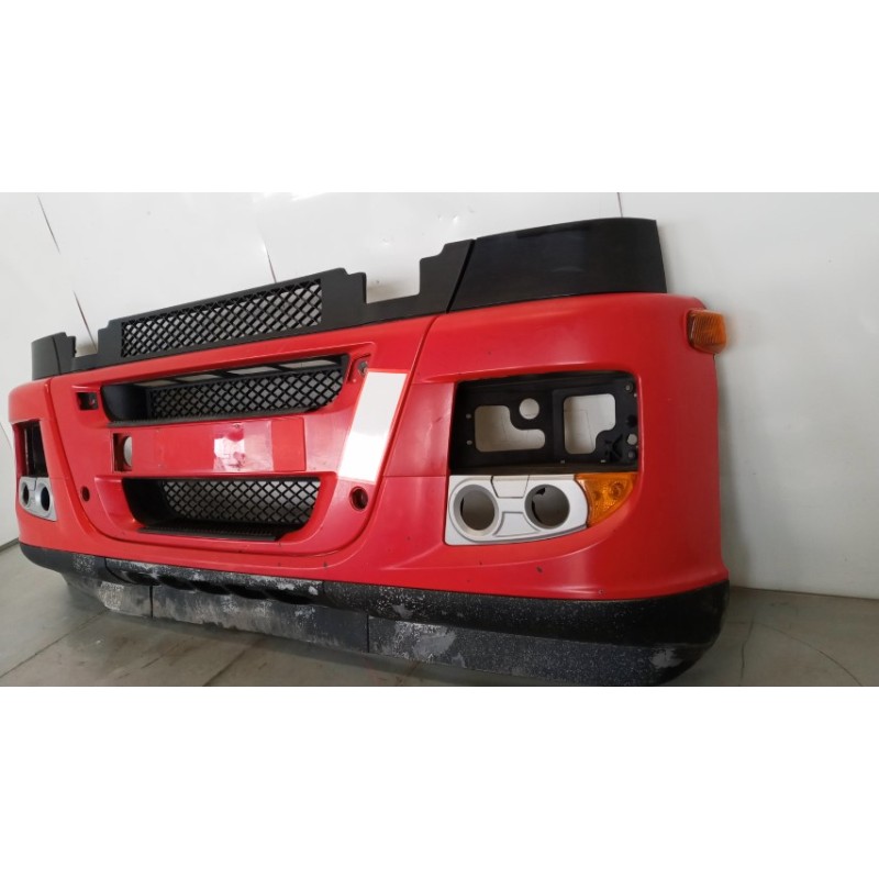 IVECO PARAURTI ANTERIORE IVECO Stralis 2007>2013 usato