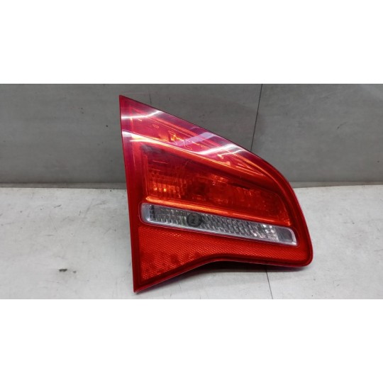 FARO POSTERIORE INTERNO SINISTRO OPEL Meriva B 2010>2014 usato