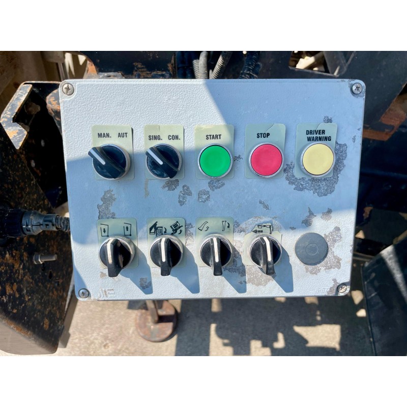 MITSUBISHI MITSUBISHI FUSO CANTER 3S13