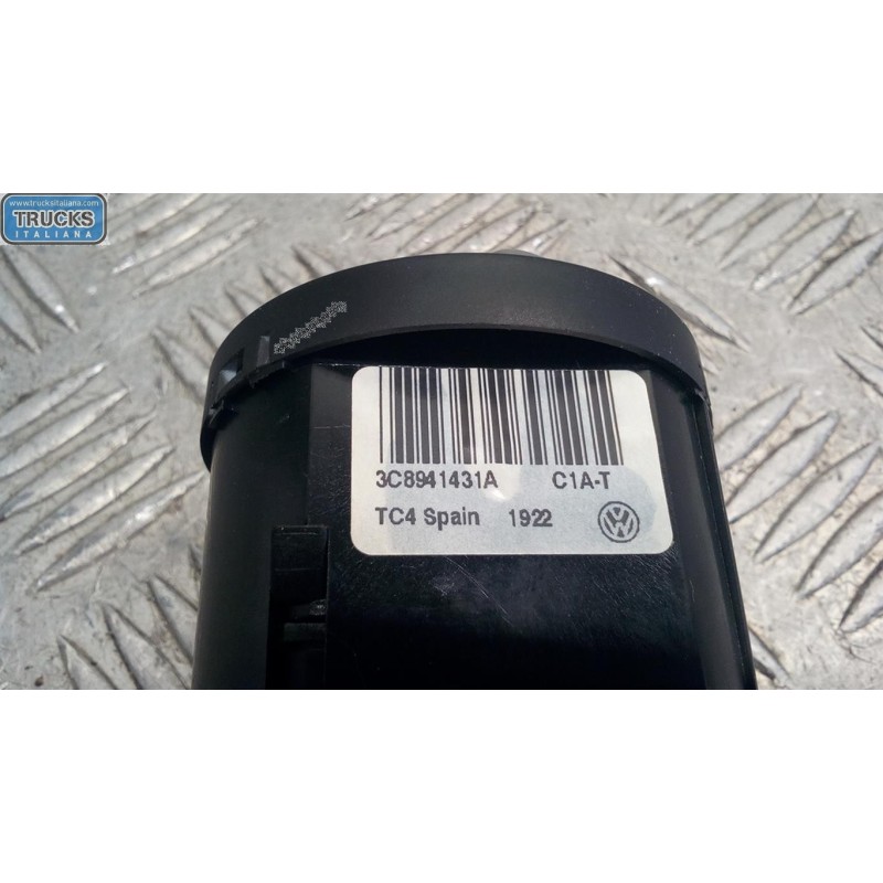 VOLKSWAGEN BLOCK LOGHTS  VOLKSWAGEN Touran 2010> used