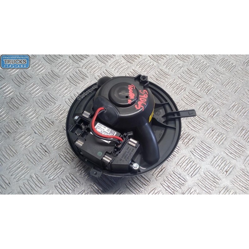 VOLKSWAGEN MOTORINO VENTILAZIONE INTERNA VOLKSWAGEN Touran 2010> usato