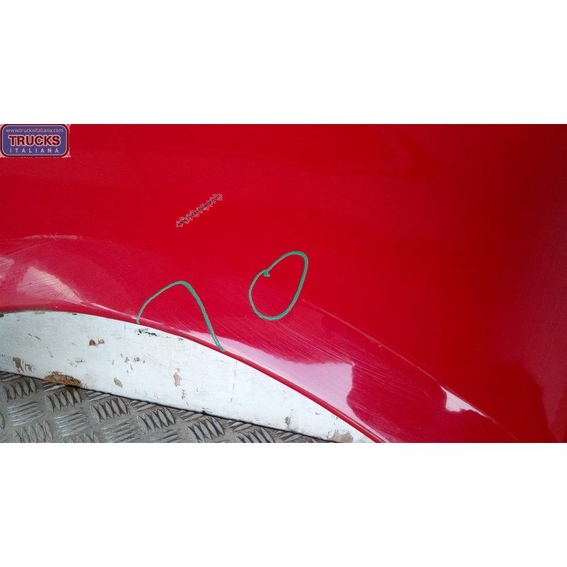 SUZUKI PARAFANGO ANTERIORE DESTRO SUZUKI Splash 2008> usato