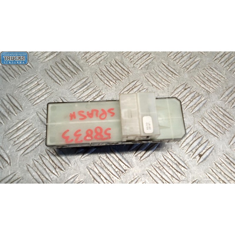 SUZUKI VARIOUS SWITCHES AND BUTTONS A
 SUZUKI Splash 2008> used