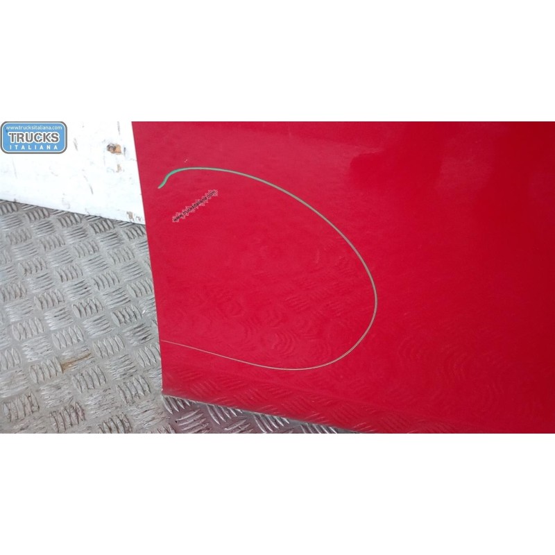 SUZUKI RIGHT FRONT DOOR  SUZUKI Splash 2008> used