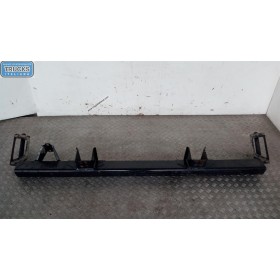 TRAVERSA ANTERIORE PARAURTO...