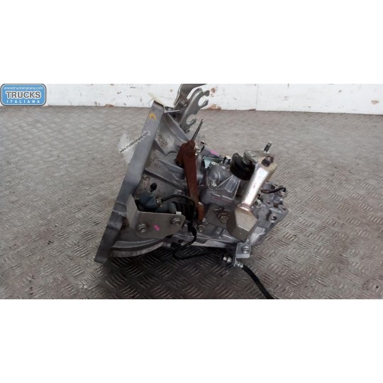 GEARBOXES  TOYOTA Yaris 2005>2008 used