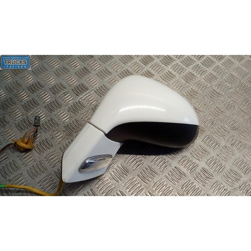 PEUGEOT LEFT ELETRIC REAR-VIEW MIRROR  PEUGEOT 308 2007>2011 used