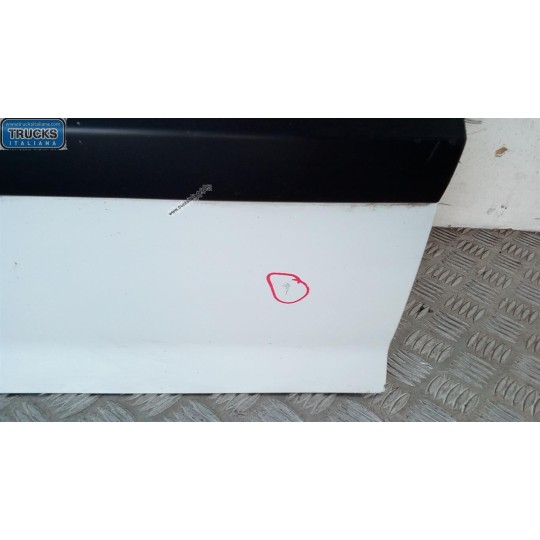 LEFT FRONT DOOR PEUGEOT 308 2007>2011 used