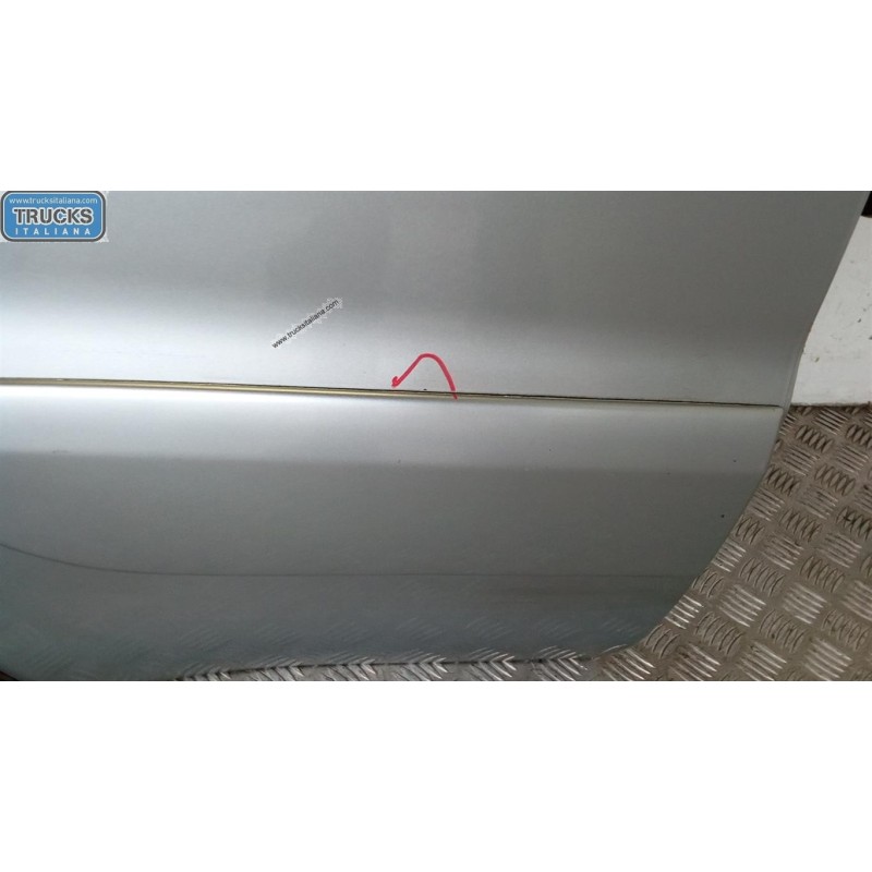TOYOTA RIGHT REAR DOOR  TOYOTA Rav 4 2000>2003 used