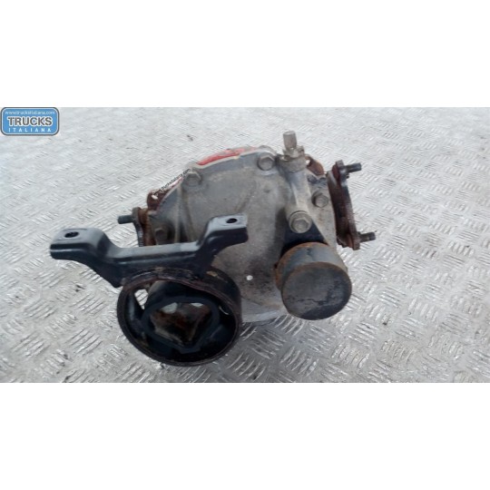 GRUPPO DIFFERENZIALE POSTERIORE TOYOTA Rav 4 2000>2003 usato