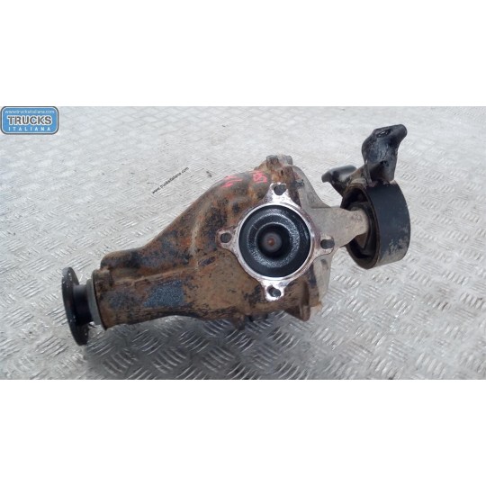 GRUPPO DIFFERENZIALE POSTERIORE TOYOTA Rav 4 2000>2003 usato
