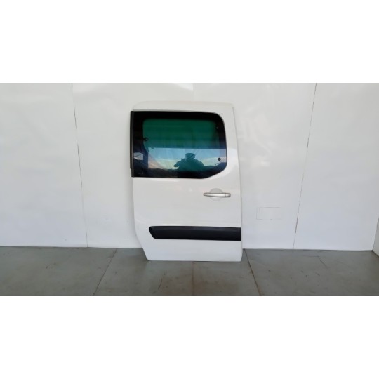 RIGHT SIDE SLIDING DOOR PEUGEOT Partner 2008> used