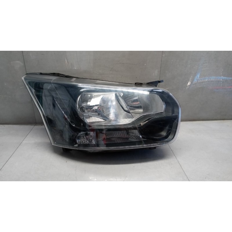 FORD van FARO ANTERIORE DESTRO FORD van Transit 2014>2018 usato