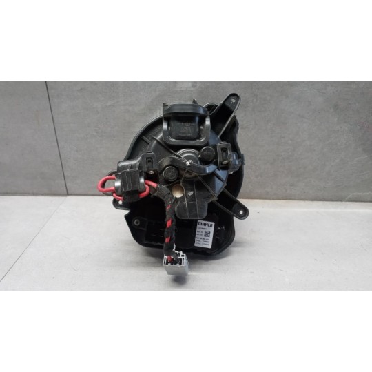 MOTORINO VENTILAZIONE INTERNA RENAULT truck T 2014> usato