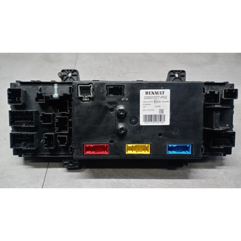 RENAULT truck SCATOLA FUSIBILI RENAULT truck T 2014> usato