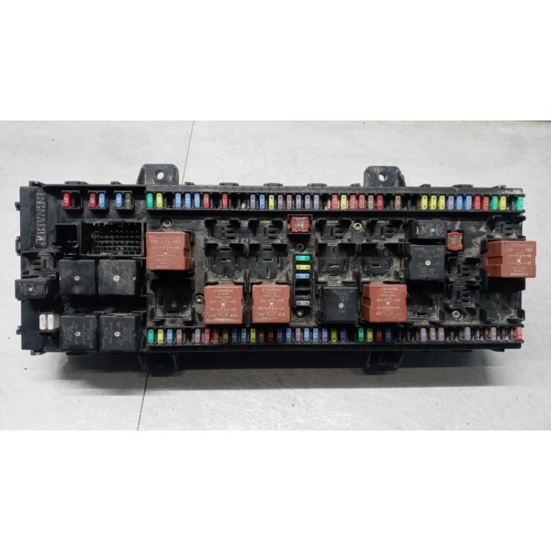RENAULT truck SCATOLA FUSIBILI RENAULT truck T 2014> usato