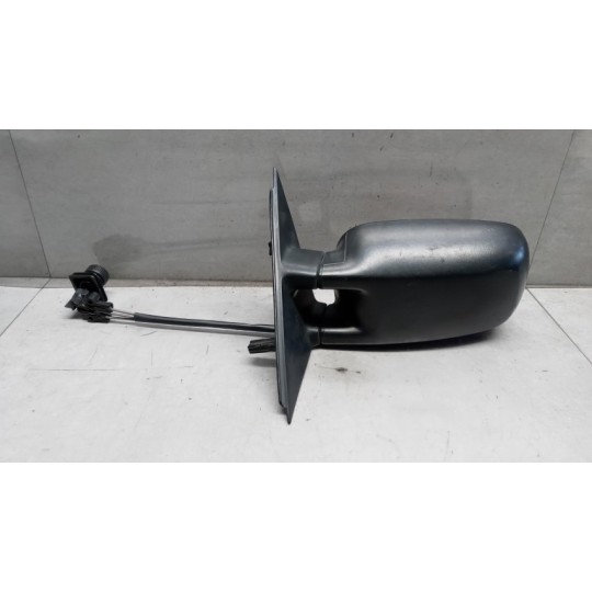 REARVIEW LEFT  VOLKSWAGEN Passat 1988>1993 used