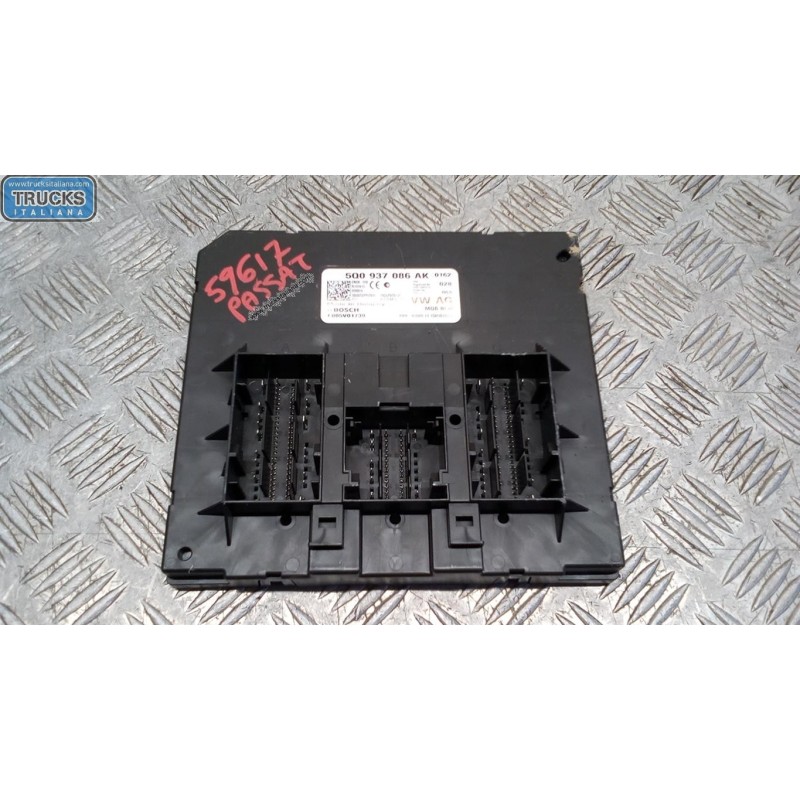 VOLKSWAGEN CENTRALINA MOTORE VOLKSWAGEN Passat 2014> usato