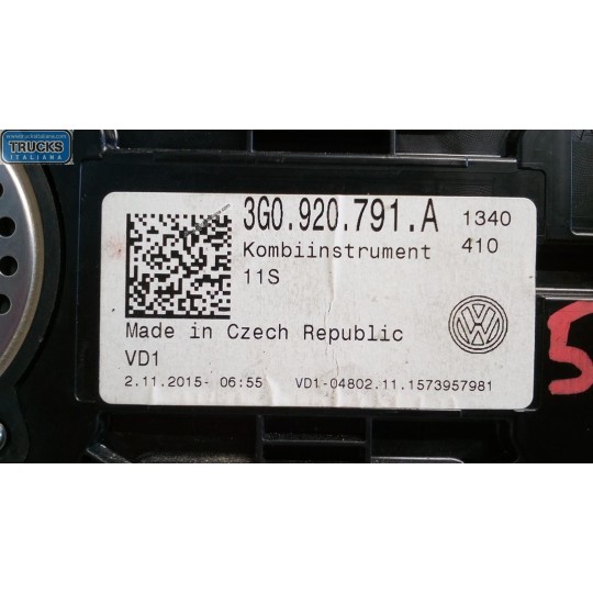 QUADRO STRUMENTI VOLKSWAGEN Passat 2014> usato