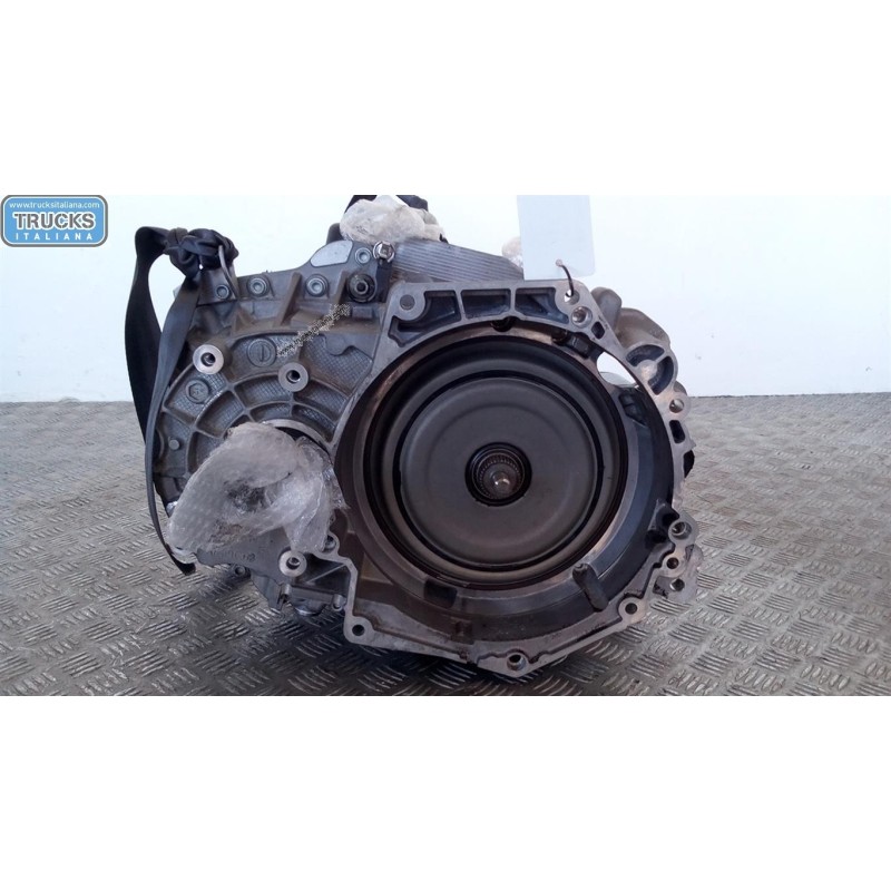 VOLKSWAGEN CAMBIO AUTOMATICO VOLKSWAGEN Passat 2014> usato