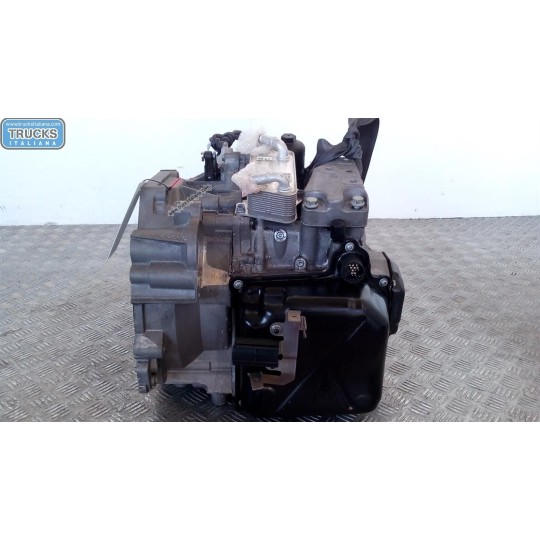 CAMBIO AUTOMATICO VOLKSWAGEN Passat 2014> usato