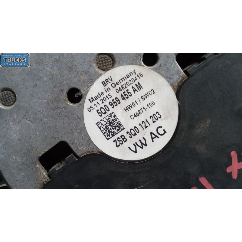 VOLKSWAGEN CONVOGLIATORE ELETTROVENTOLA VOLKSWAGEN Passat 2014> usato