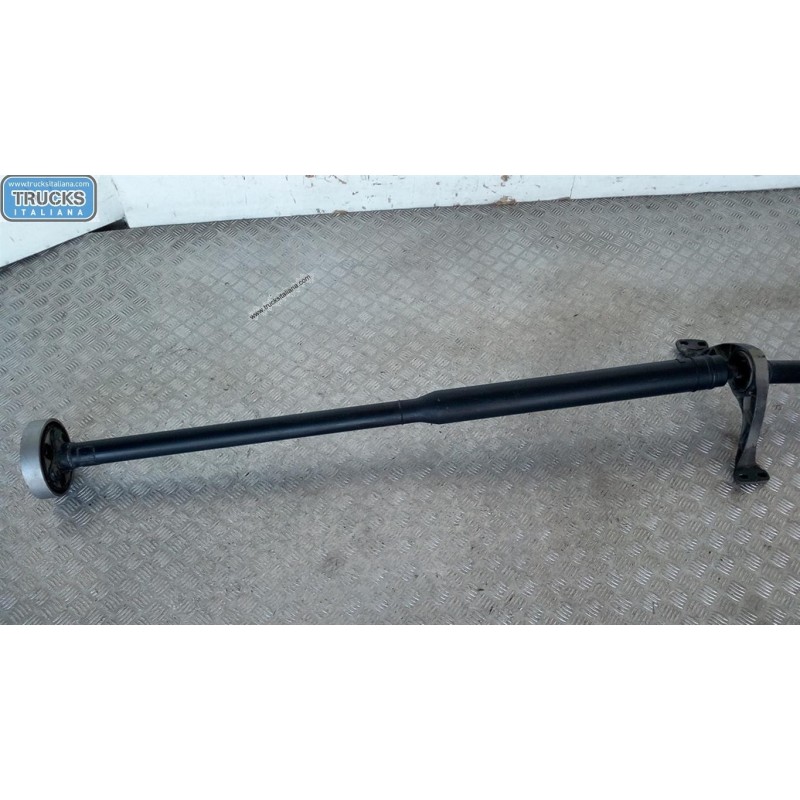 VOLKSWAGEN REAR POWER TAKE OFF SHAFTS VOLKSWAGEN Passat 2014> used