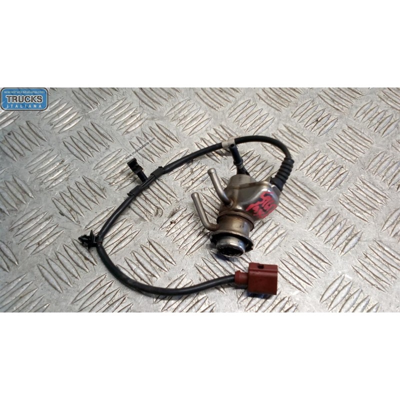 VOLKSWAGEN DOSATORE ADBLUE VOLKSWAGEN Passat 2014> usato