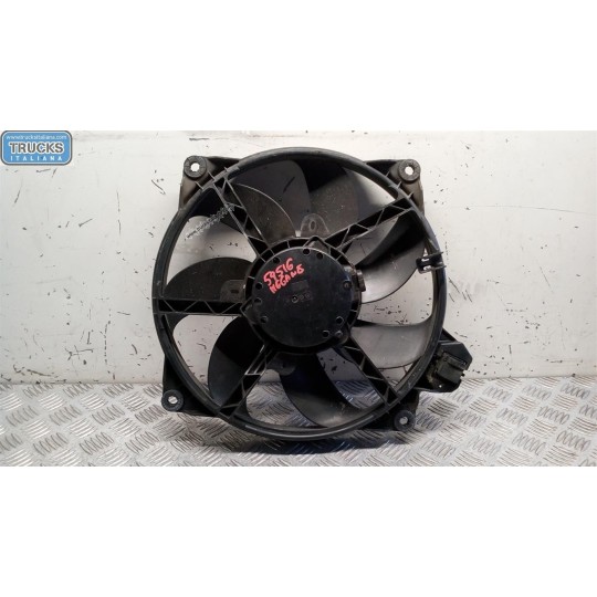 CONVOGLIATORE ELETTROVENTOLA RENAULT Megane 2008>2012 usato