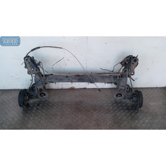 ASSALE POSTERIORE PEUGEOT 208 2012>2015 usato