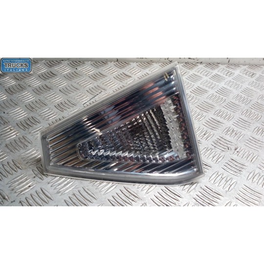 FARO POSTERIORE INTERNO DESTRO SUBARU Impreza 2007> usato