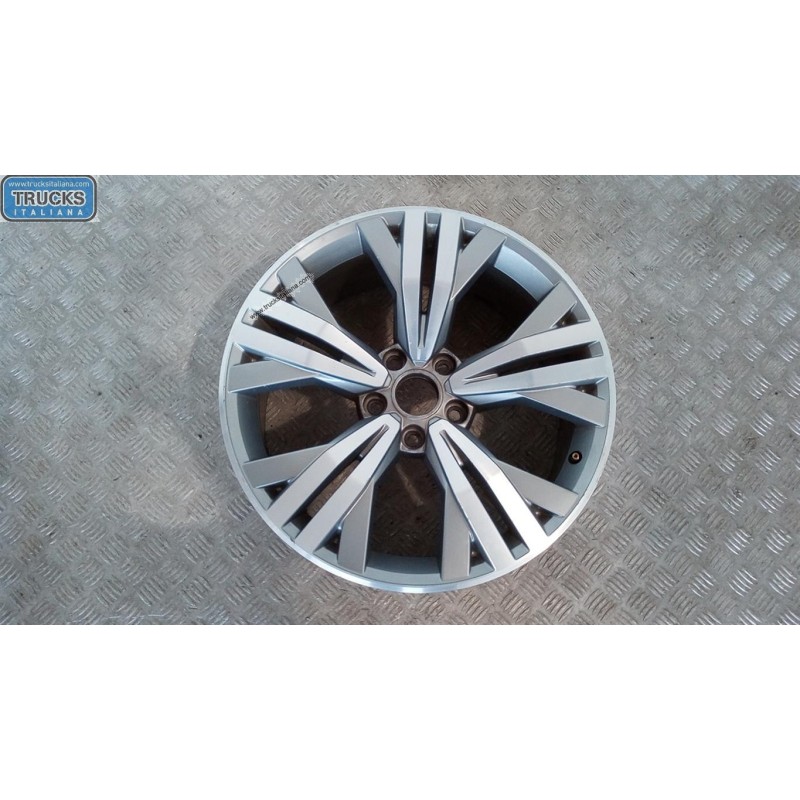 VOLKSWAGEN CERCHIO RUOTA IN LEGA VOLKSWAGEN Passat 2014> usato