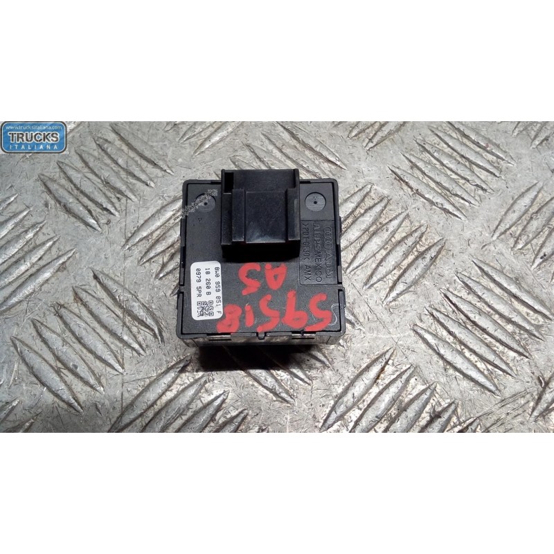 AUDI INTERRUTTORI E PULSANTI ALZAVETRI AUDI A5 Coupé 2016> usato