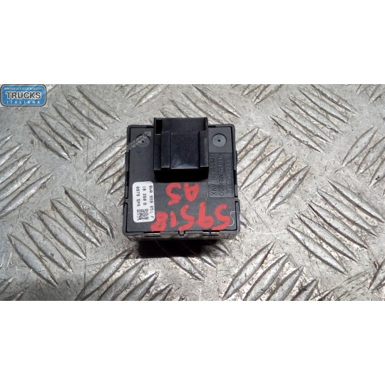 INTERRUTTORI E PULSANTI ALZAVETRI AUDI A5 Coupé 2016> usato