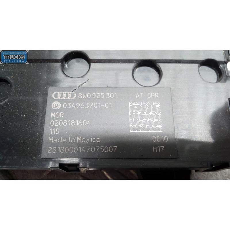 AUDI INTERRUTTORI E PULSANTI ABITACOLO AUDI A5 Coupé 2016> usato