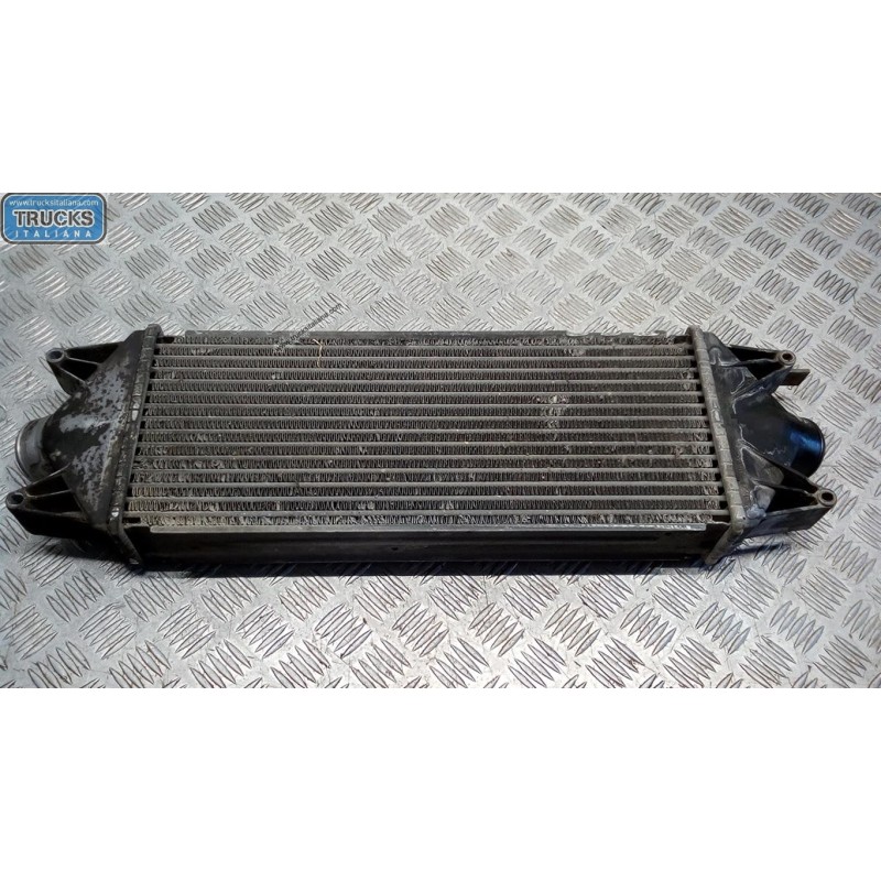 IVECO RADIATORE INTERCOOLERS IVECO Daily 2000>2006 usato