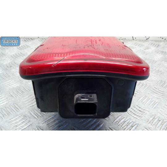 FARO POSTERIORE ESTERNO SINISTRO IVECO Stralis 2013> usato